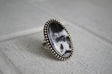 Load image into Gallery viewer, White Buffalo Ring sz 7
