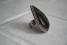 Load image into Gallery viewer, Labradorite Ring sz 8