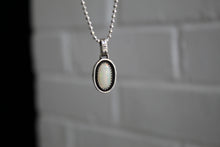 Load image into Gallery viewer, Opal Necklace