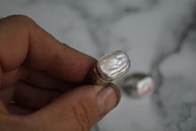 Load image into Gallery viewer, Casted Fresh Water Pearls Rings