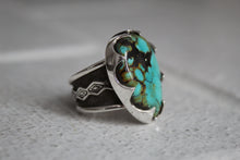 Load image into Gallery viewer, Hubei Turquoise Ring Sz 10.25