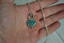 Load image into Gallery viewer, Hubei Turquoise Necklace