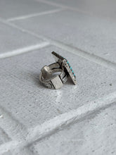 Load image into Gallery viewer, Turquoise Ring size 8