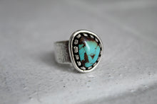 Load image into Gallery viewer, Size 8.5 Hubei Turquoise Ring