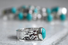 Load image into Gallery viewer, Kingman Turquoise Hammered Band